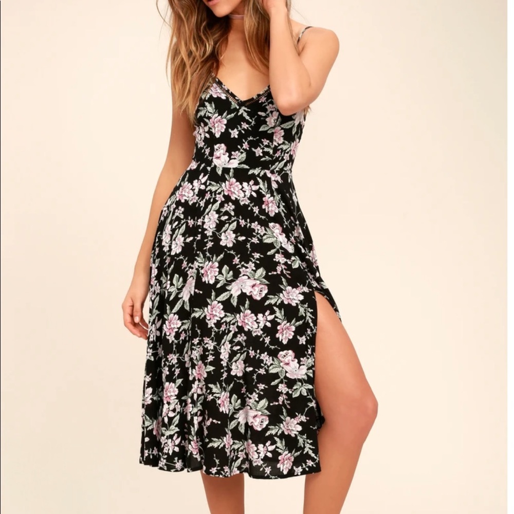 Lulus med barely warm black dress